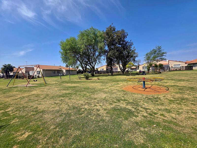 2 Bedroom Property for Sale in Elspark Gauteng