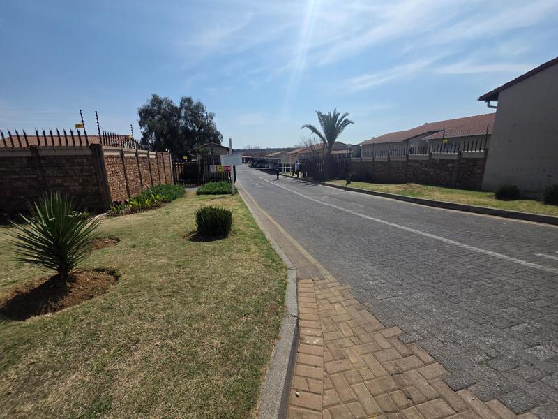 2 Bedroom Property for Sale in Elspark Gauteng