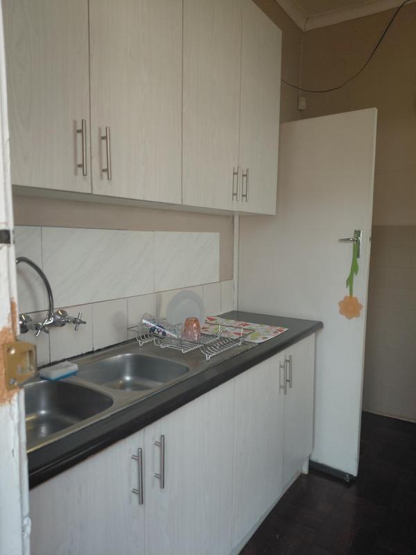 To Let 4 Bedroom Property for Rent in Emmarentia Gauteng