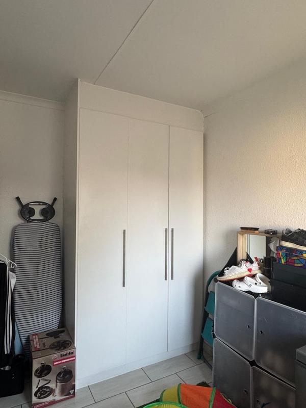 To Let 2 Bedroom Property for Rent in Buccleuch Gauteng