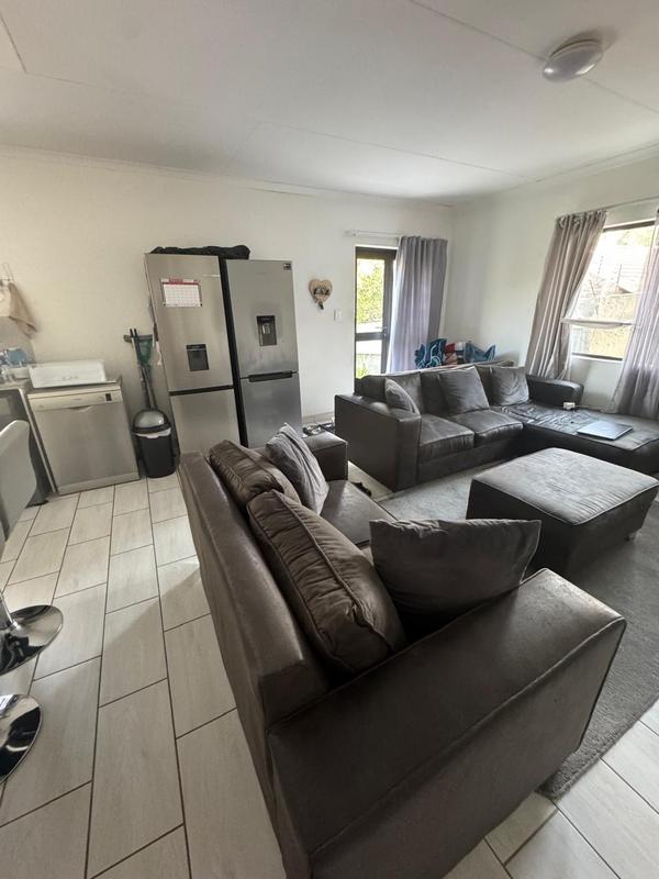 To Let 2 Bedroom Property for Rent in Buccleuch Gauteng