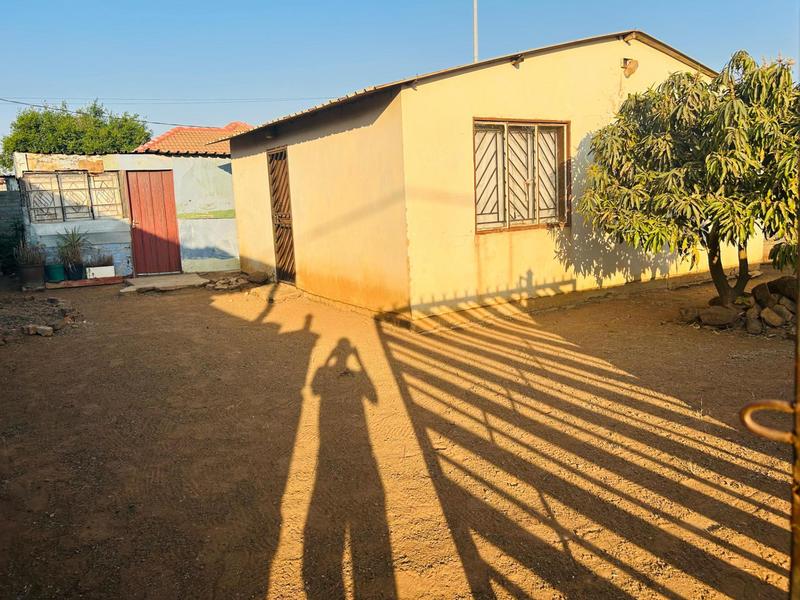 2 Bedroom Property for Sale in Soshanguve South Gauteng