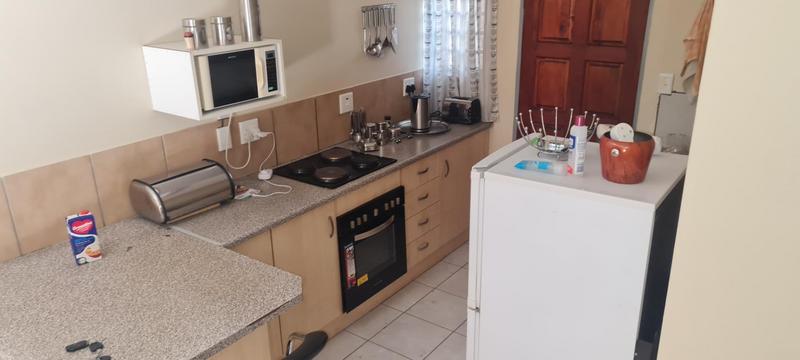To Let 2 Bedroom Property for Rent in Klippoortje Gauteng