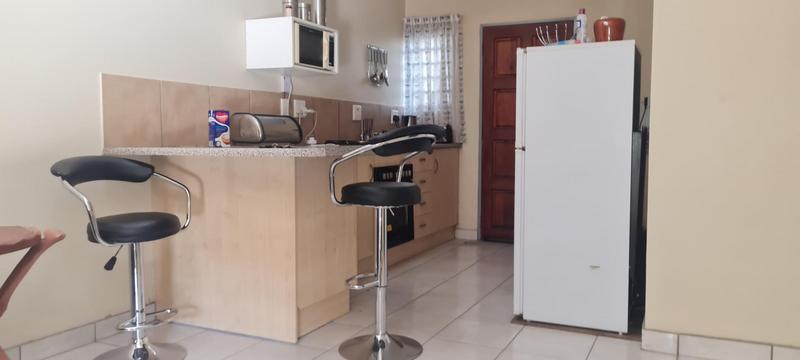 To Let 2 Bedroom Property for Rent in Klippoortje Gauteng