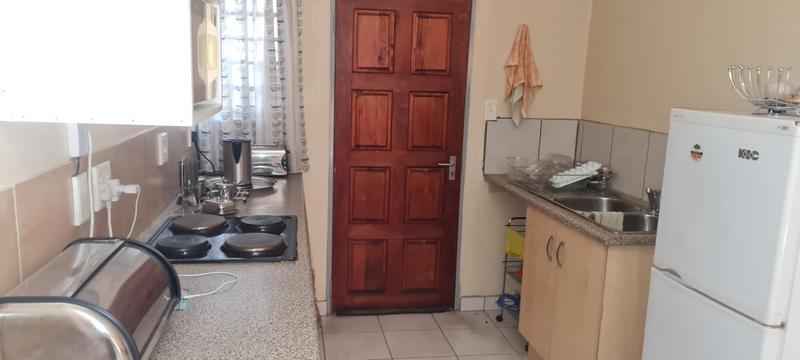 To Let 2 Bedroom Property for Rent in Klippoortje Gauteng