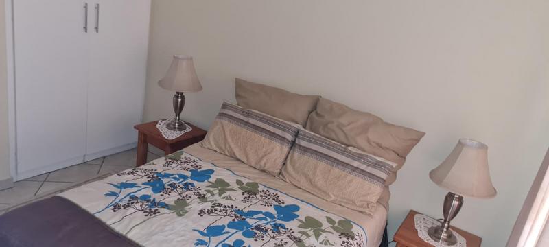 To Let 2 Bedroom Property for Rent in Klippoortje Gauteng