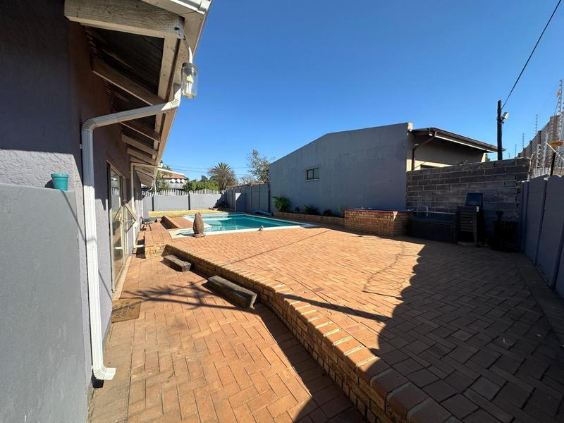 4 Bedroom Property for Sale in Primrose Gauteng