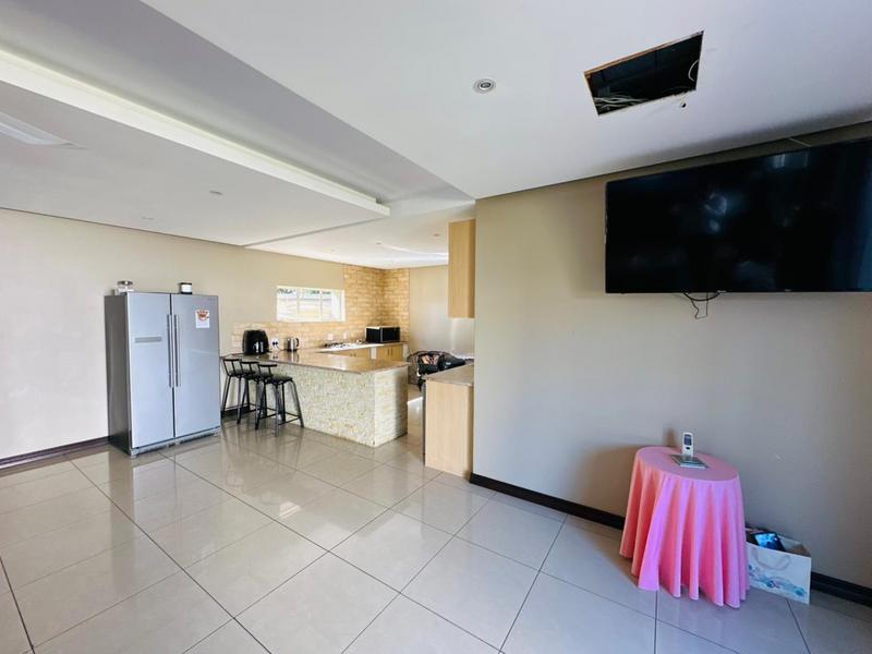 9 Bedroom Property for Sale in Primrose Gauteng