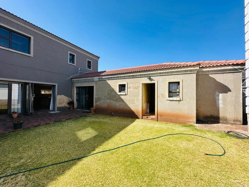 9 Bedroom Property for Sale in Primrose Gauteng