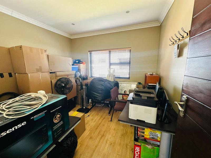 9 Bedroom Property for Sale in Primrose Gauteng