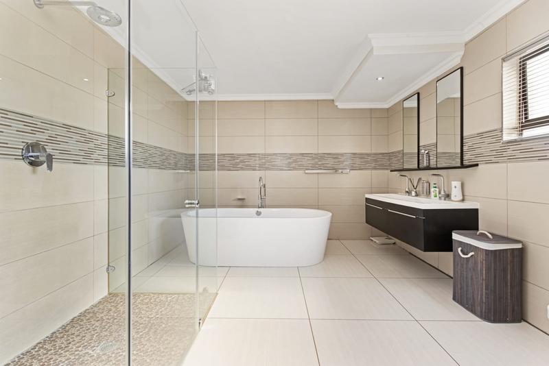 4 Bedroom Property for Sale in Birch Acres Gauteng