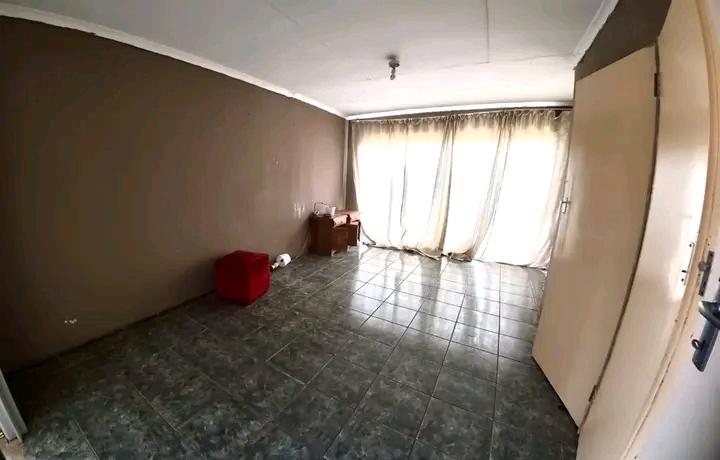 3 Bedroom Property for Sale in Mofolo South Gauteng