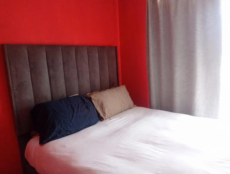 2 Bedroom Property for Sale in Protea Glen Gauteng