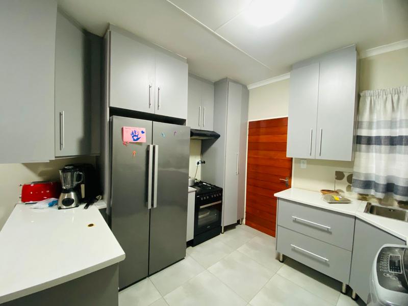 2 Bedroom Property for Sale in Lehae Gauteng