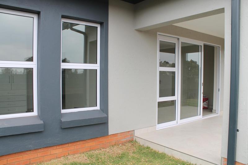 To Let 2 Bedroom Property for Rent in Modderfontein Gauteng