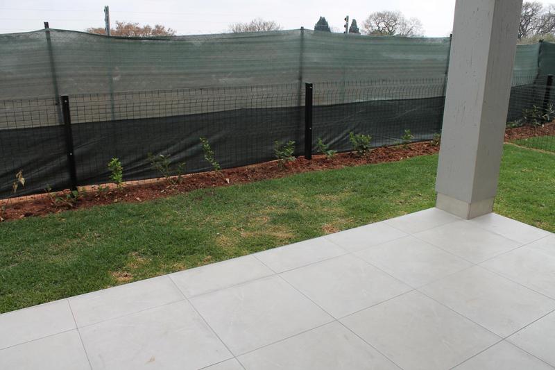 To Let 2 Bedroom Property for Rent in Modderfontein Gauteng