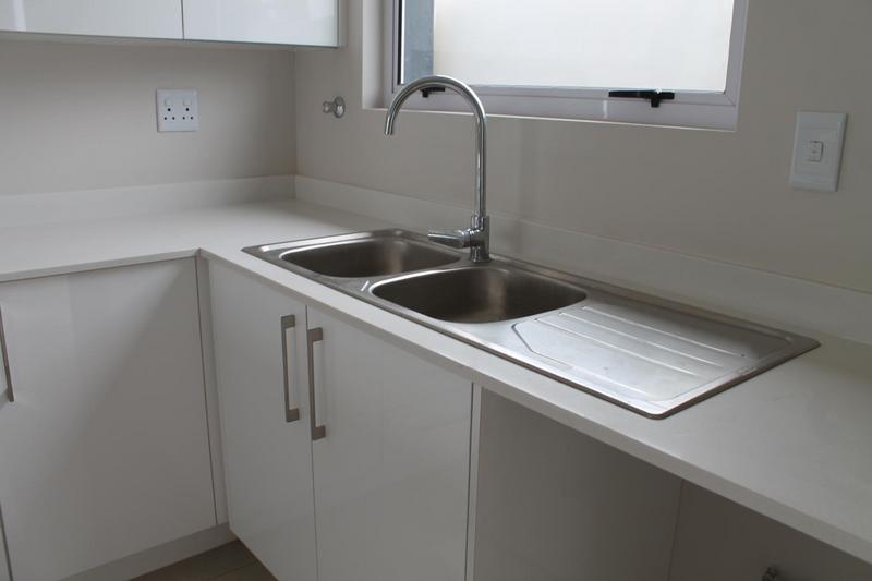 To Let 2 Bedroom Property for Rent in Modderfontein Gauteng