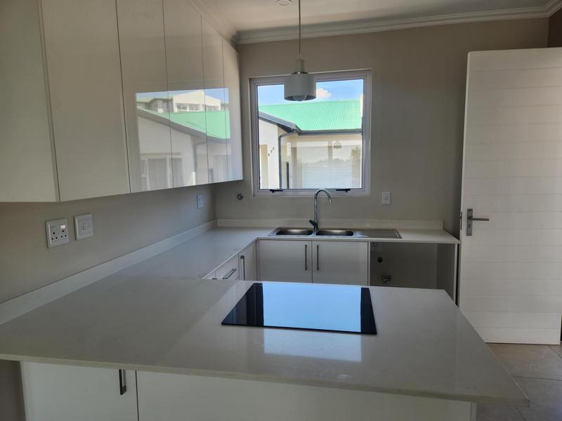 To Let 2 Bedroom Property for Rent in Modderfontein Gauteng