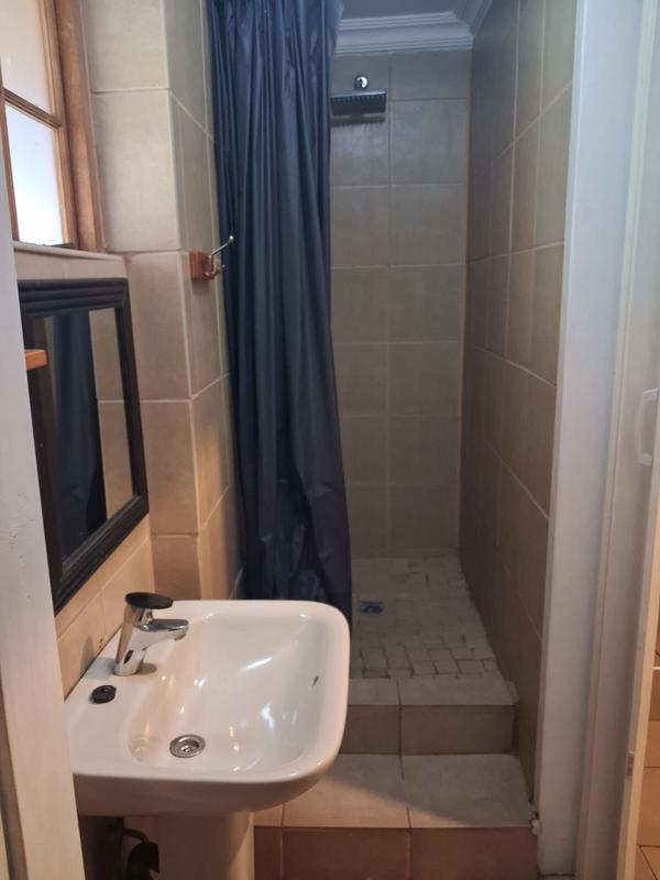 1 Bedroom Property for Sale in Elspark Gauteng