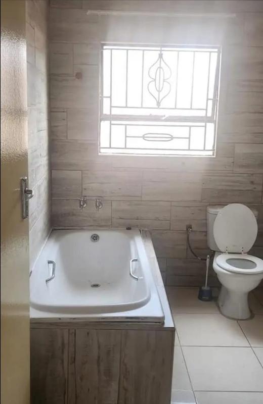 1 Bedroom Property for Sale in Birch Acres Gauteng