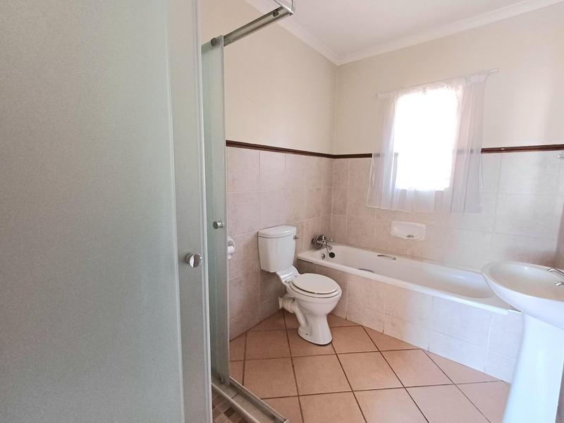 To Let 2 Bedroom Property for Rent in Monavoni Gauteng