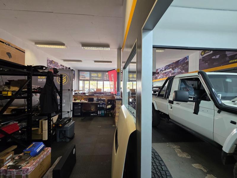 To Let Commercial Property for Rent in Silver Lakes Gauteng