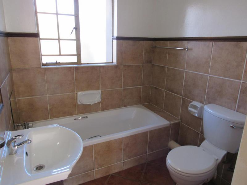 To Let 2 Bedroom Property for Rent in Equestria Gauteng