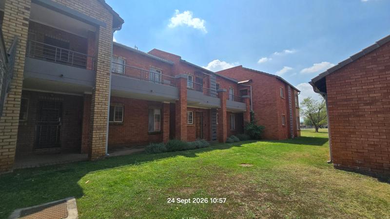 To Let 2 Bedroom Property for Rent in Equestria Gauteng