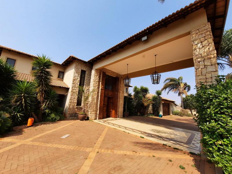 To Let 4 Bedroom Property for Rent in Rietvlei View Gauteng