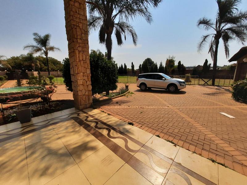 To Let 4 Bedroom Property for Rent in Rietvlei View Gauteng