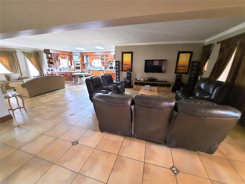 To Let 4 Bedroom Property for Rent in Rietvlei View Gauteng