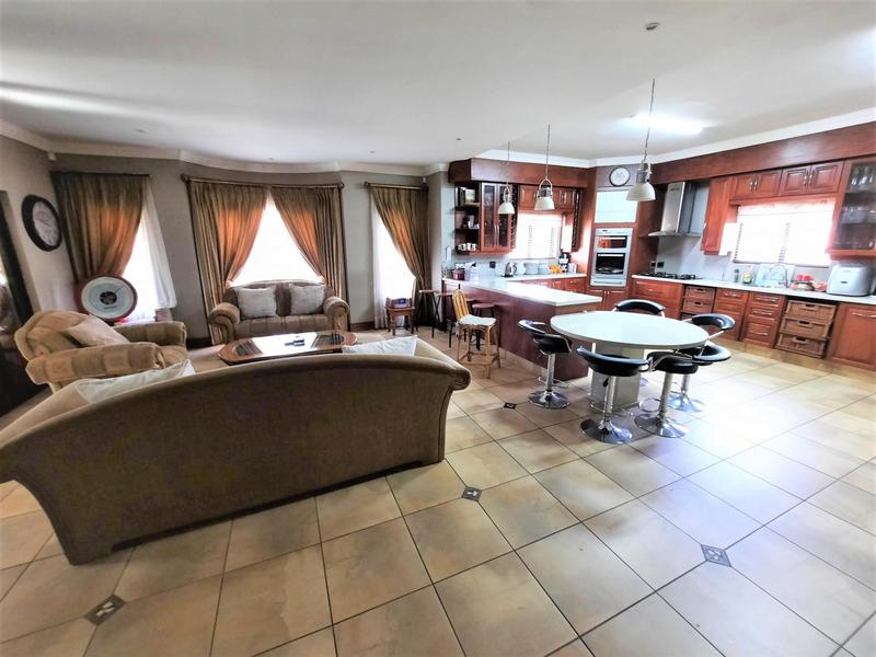 To Let 4 Bedroom Property for Rent in Rietvlei View Gauteng