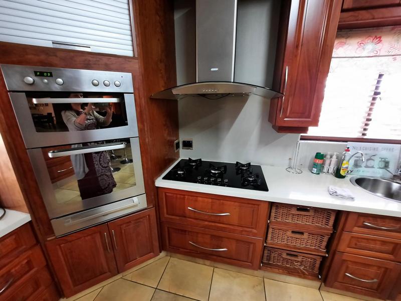 To Let 4 Bedroom Property for Rent in Rietvlei View Gauteng