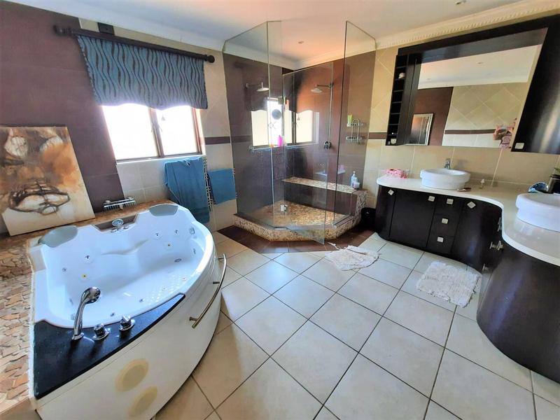 To Let 4 Bedroom Property for Rent in Rietvlei View Gauteng