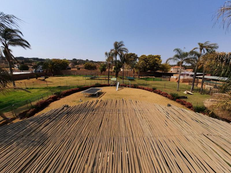 To Let 4 Bedroom Property for Rent in Rietvlei View Gauteng
