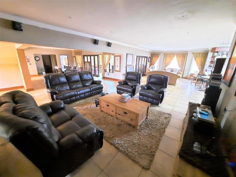 To Let 4 Bedroom Property for Rent in Rietvlei View Gauteng