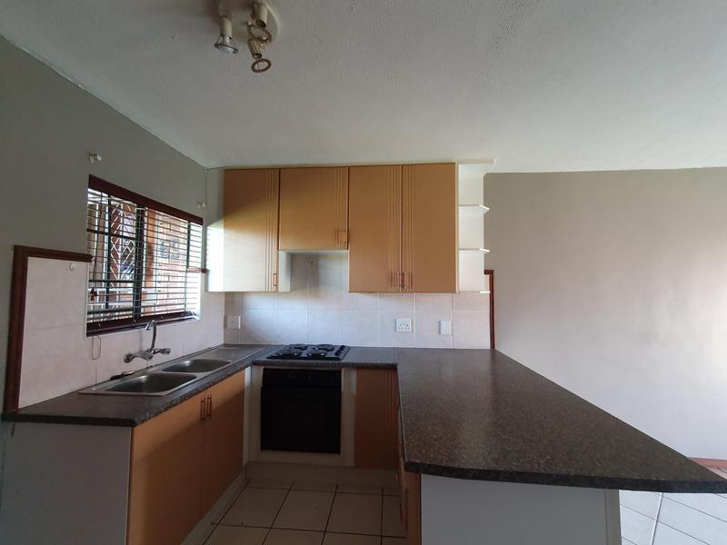 To Let 2 Bedroom Property for Rent in Mooikloof Ridge Gauteng