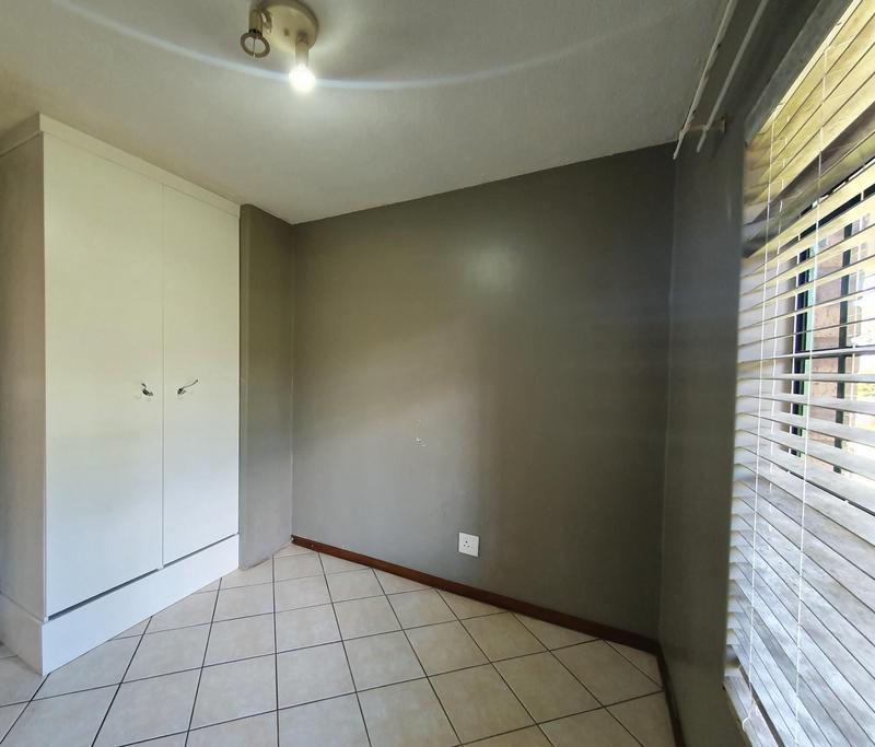 To Let 2 Bedroom Property for Rent in Mooikloof Ridge Gauteng