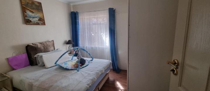 6 Bedroom Property for Sale in Lenasia Ext 9 Gauteng