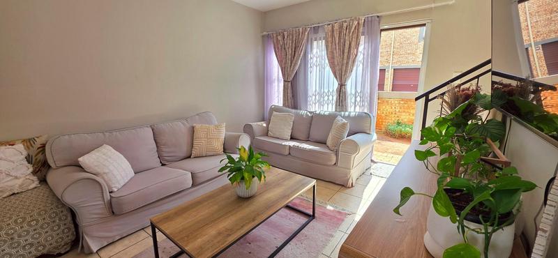 3 Bedroom Property for Sale in Wilgeheuwel Gauteng