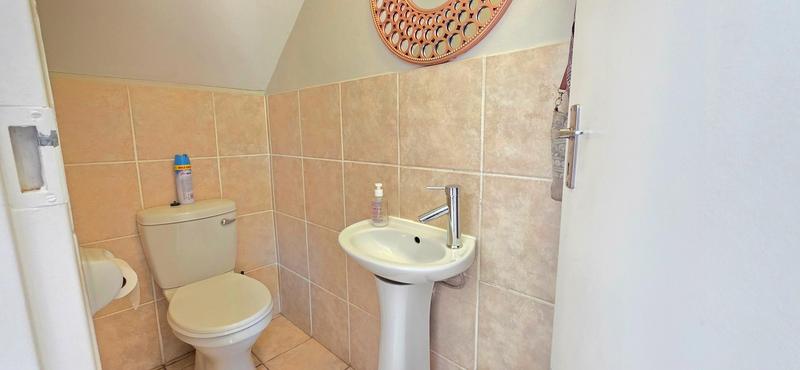 3 Bedroom Property for Sale in Wilgeheuwel Gauteng