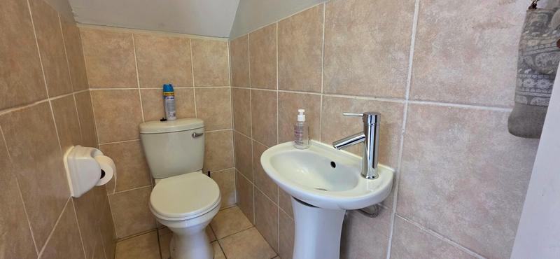 3 Bedroom Property for Sale in Wilgeheuwel Gauteng