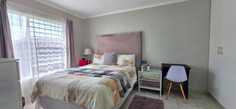 3 Bedroom Property for Sale in Wilgeheuwel Gauteng