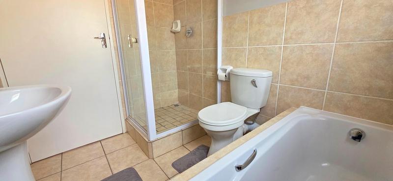 3 Bedroom Property for Sale in Wilgeheuwel Gauteng