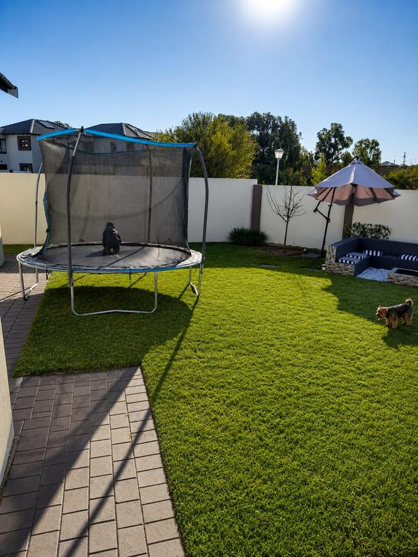 3 Bedroom Property for Sale in Thatchfield Gauteng