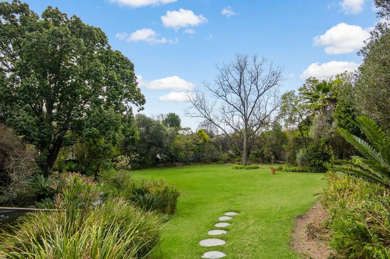 5 Bedroom Property for Sale in Bryanston Gauteng