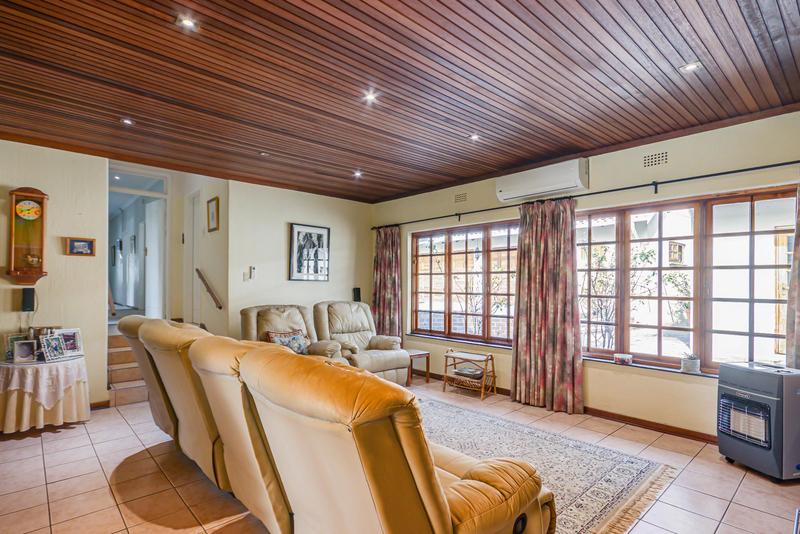 5 Bedroom Property for Sale in Bryanston Gauteng