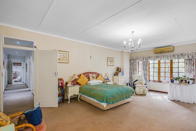 5 Bedroom Property for Sale in Bryanston Gauteng
