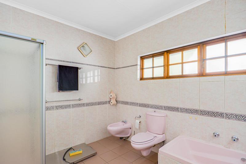 5 Bedroom Property for Sale in Bryanston Gauteng