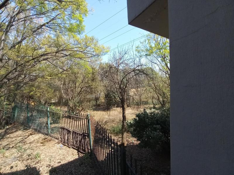 10 Bedroom Property for Sale in Raslouw A H Gauteng